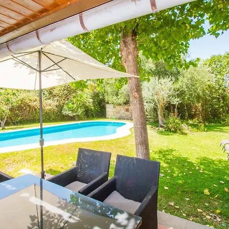 Hébergement de vacances With Pool, Wifi And Smart Tv